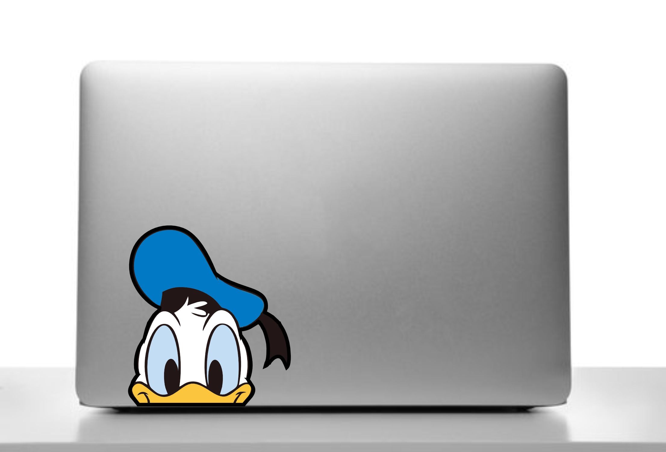 Donald Duck Peeker