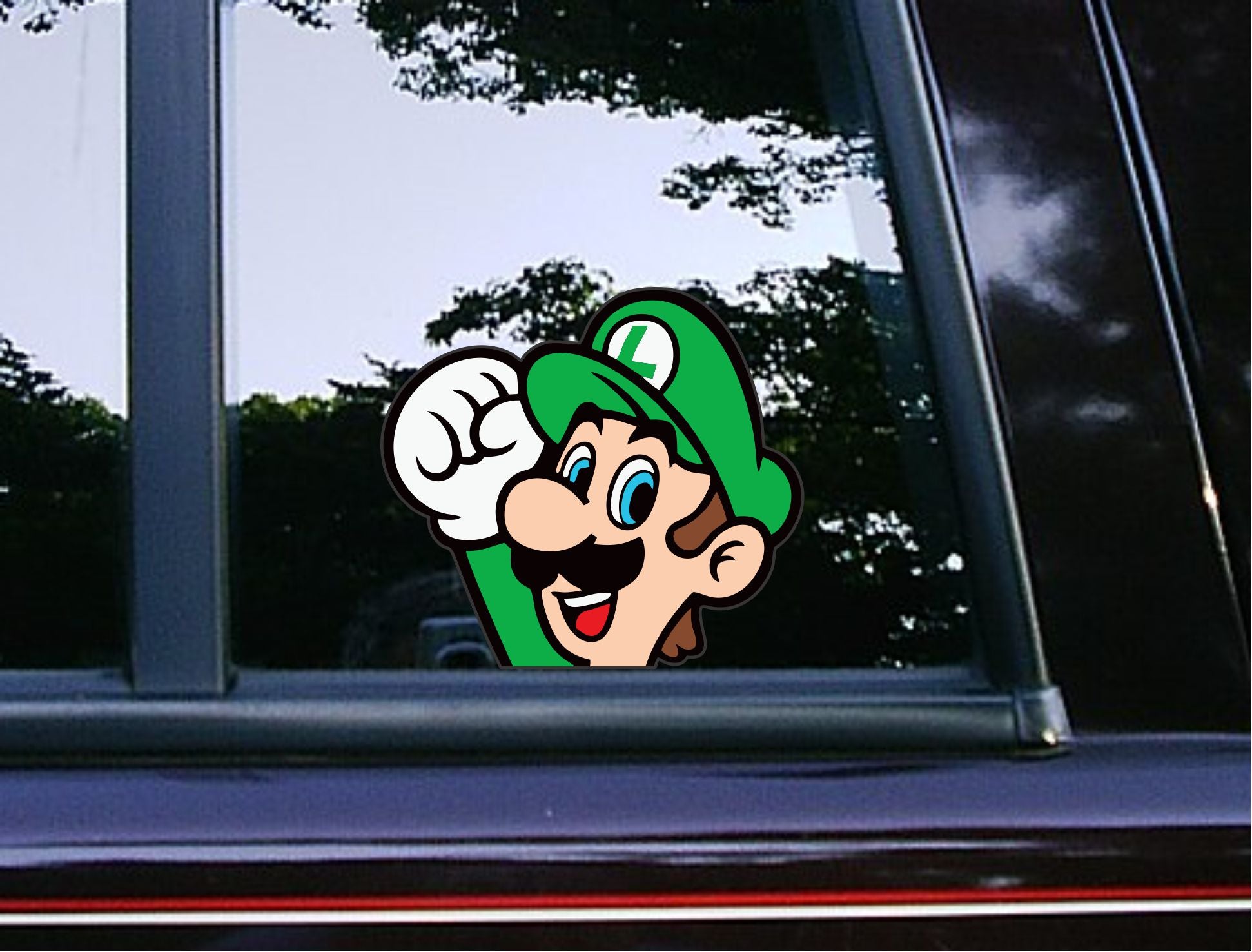Luigi #2 Peeker