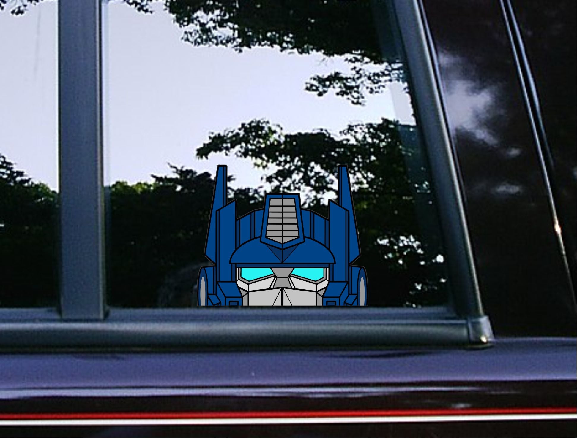 Optimus Prime Peeker