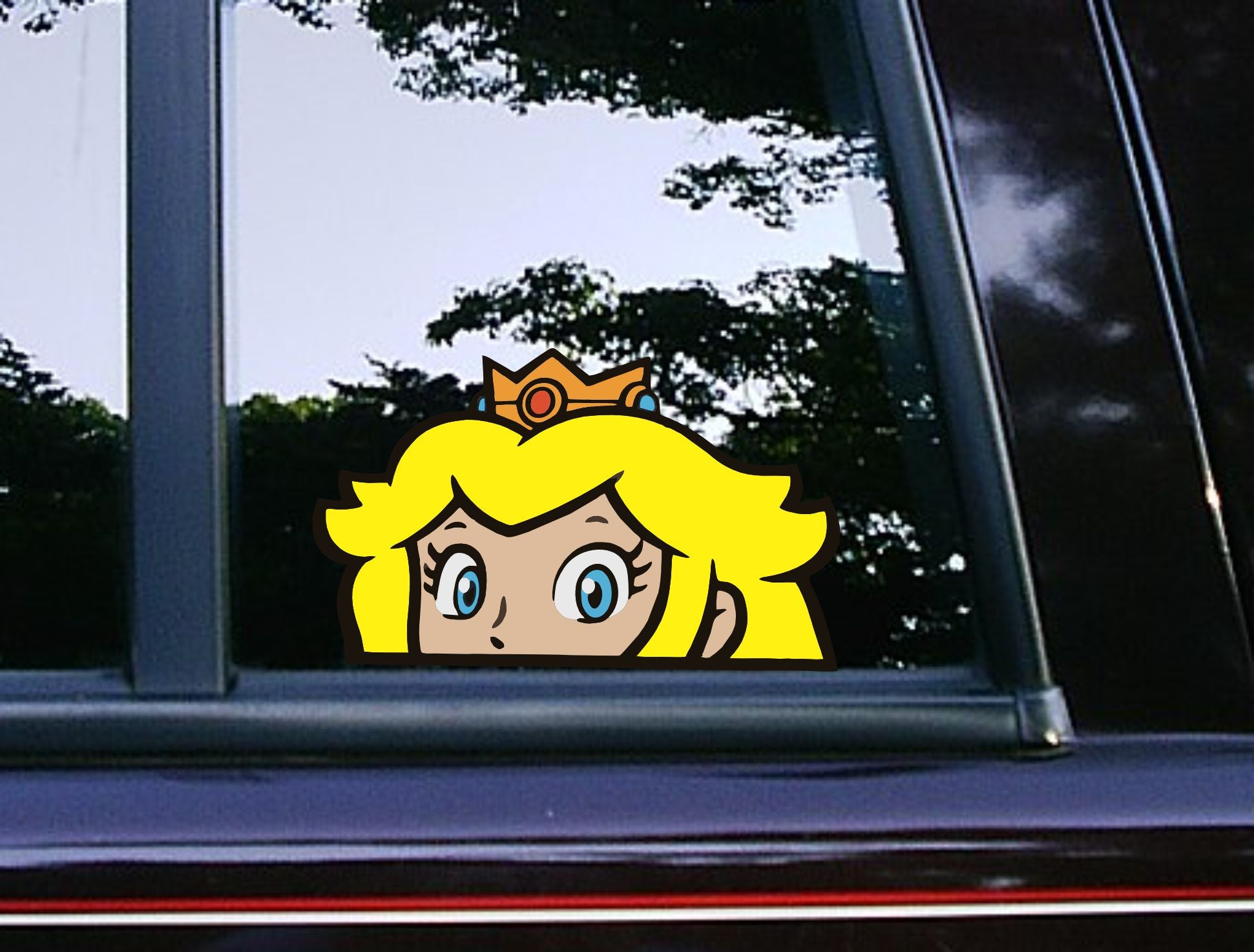 Princess Peach Peeker