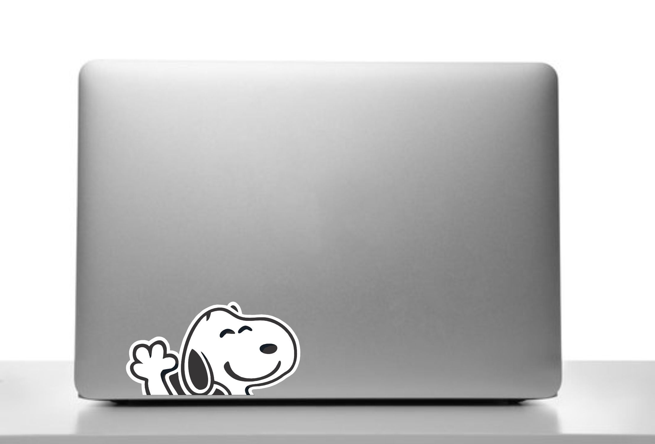Snoopy Peeker