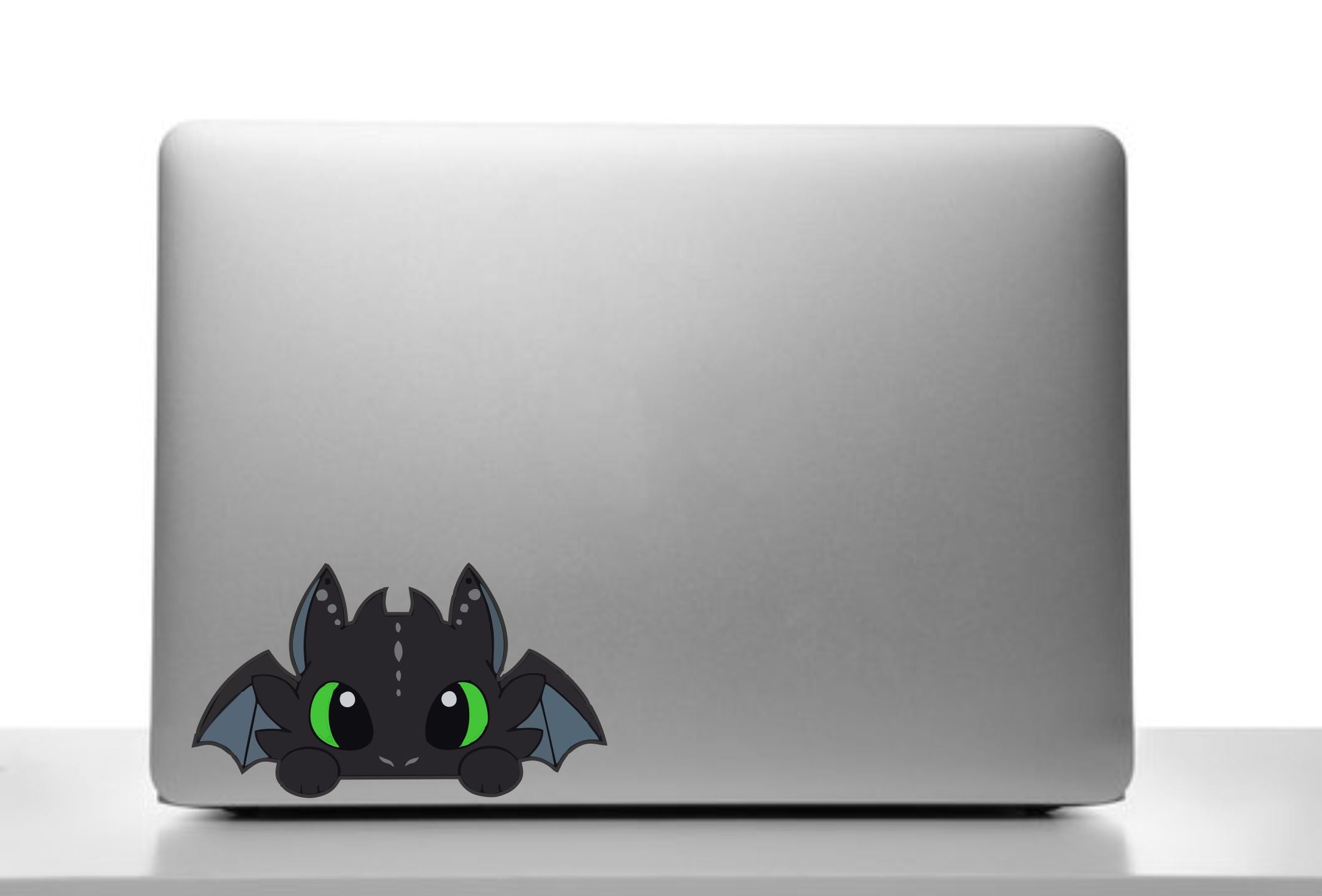 Toothless Dragon Peeker