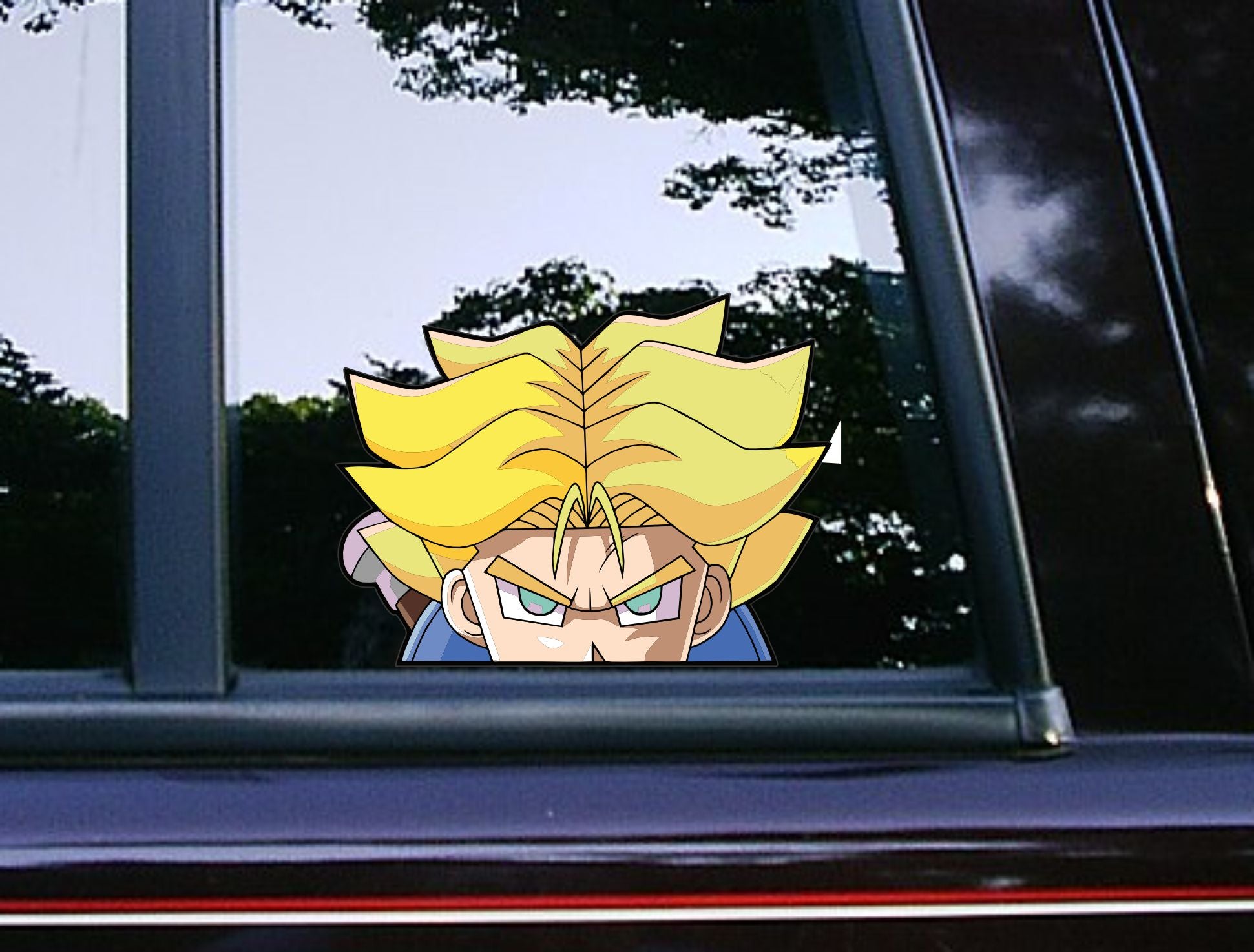 Trunks Peeker
