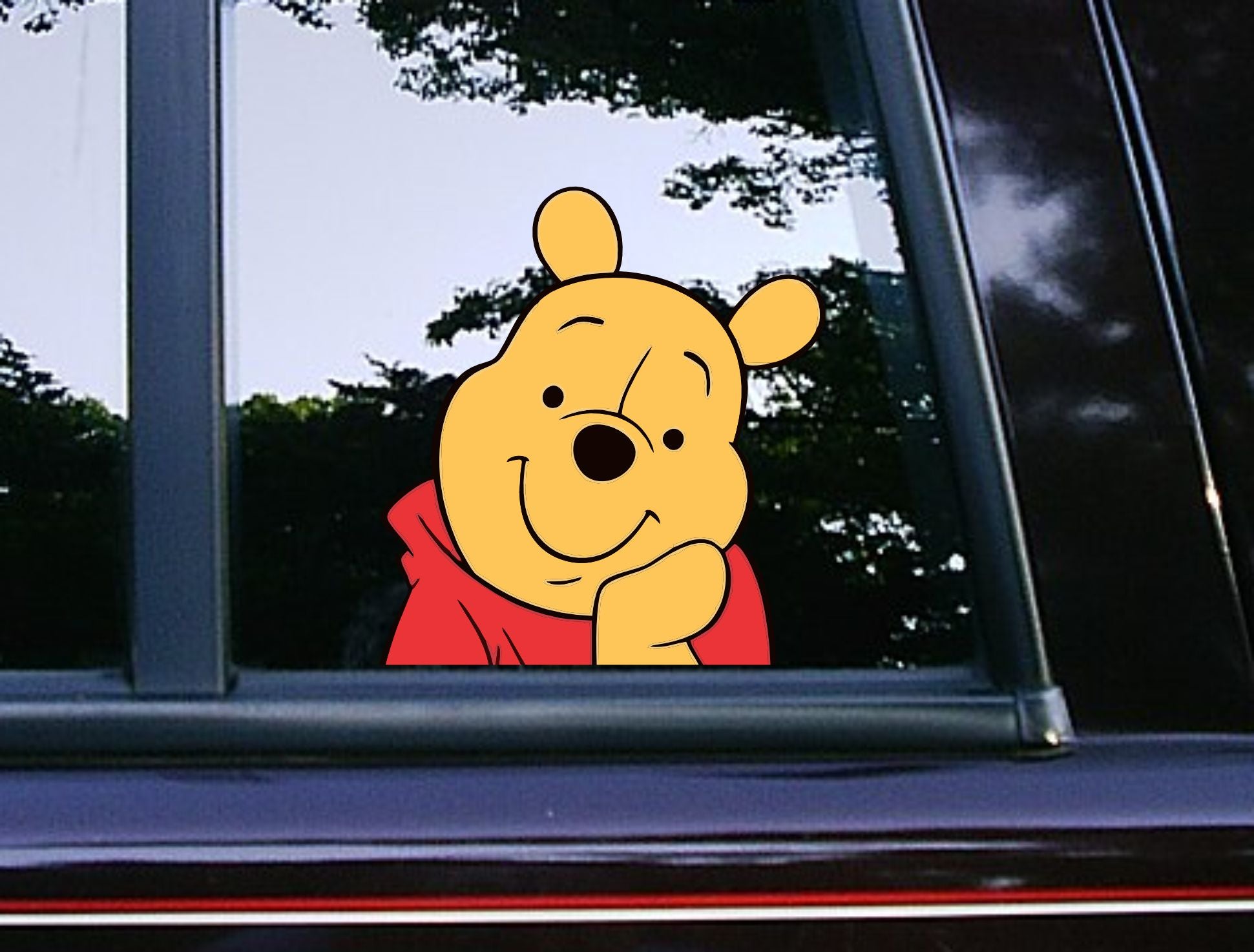 Cute Winnie Peeker